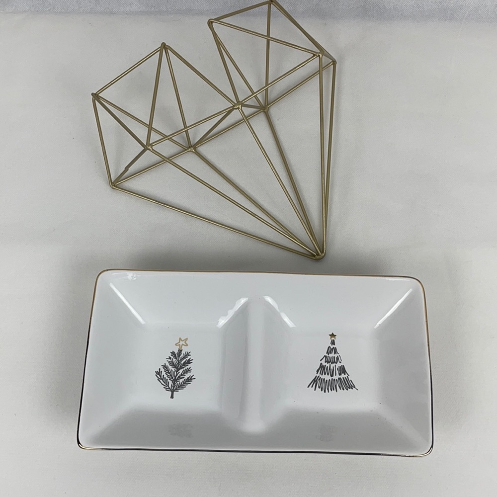 Festive Charm Christmas Tree Divided Dish
